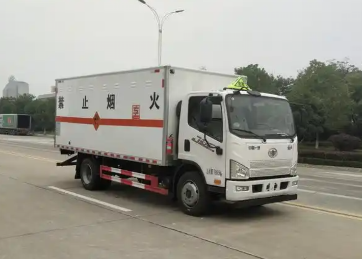 礼县爆破器材运输车可以上高速吗？